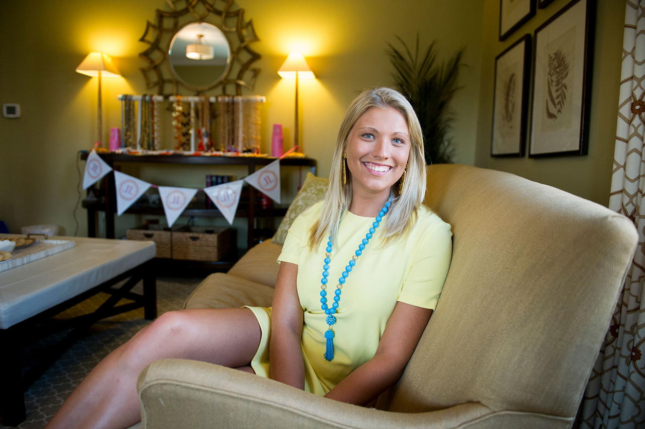 Lisi Lerch Campus Rep Director Cheyanne Harrington at the Delta Zeta sorority house 